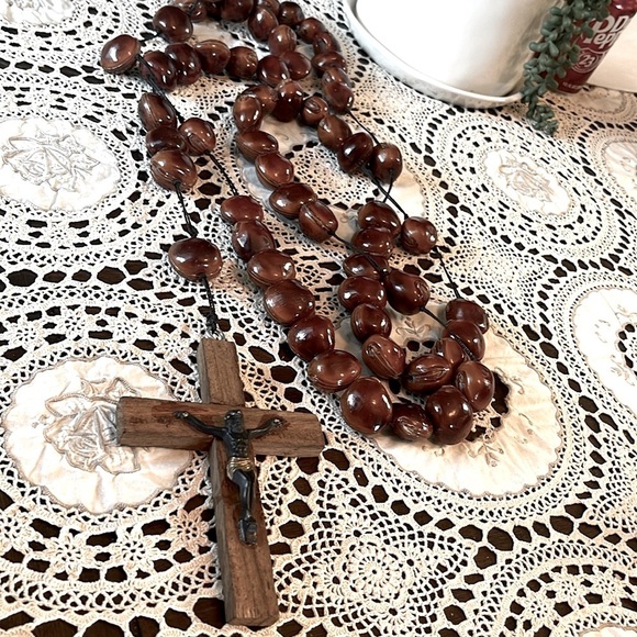 None Other - X-Large Kukui Seed Catholic Crucifix Rosary